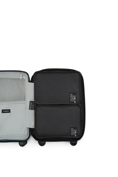 TRAVEL ESSENTIALS PACK. CUBES CABIN SET