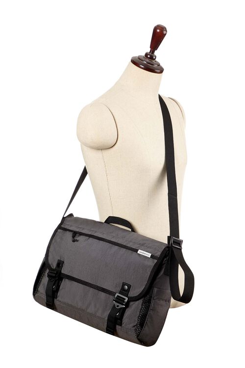 COSSBY กระเป๋าสะพาย MESSENGER ใส่แล็ปท็อป 14 นิ้ว