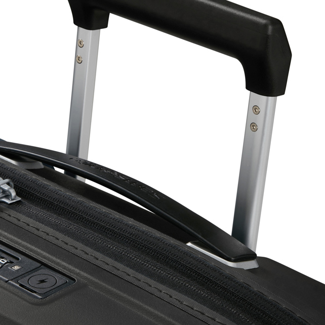 UPSCAPE กระเป๋าเดินทางขนาด 20 นิ้ว ขยายได้