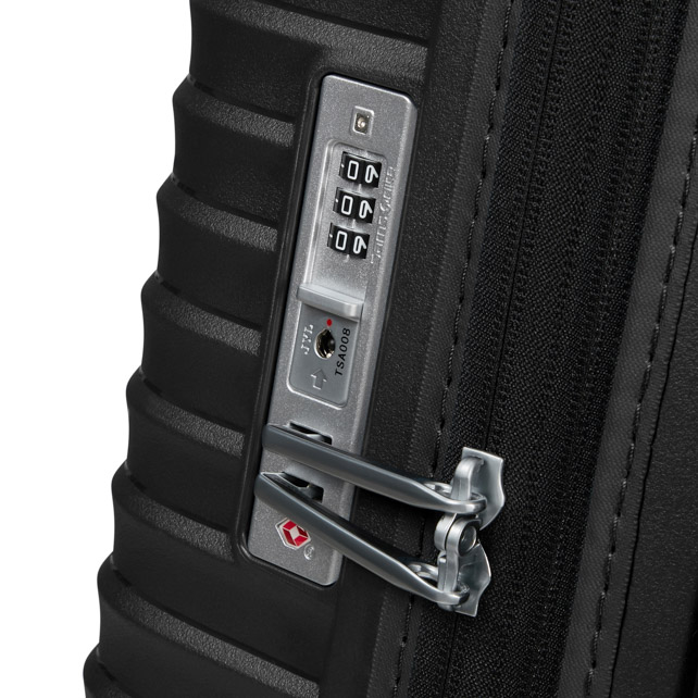 UPSCAPE กระเป๋าเดินทางขนาด 30 นิ้ว ขยายได้