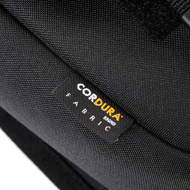 VICKSON MESSENGER BAG