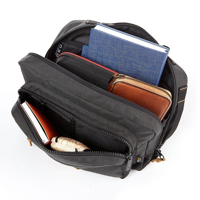 OSLER SLING BAG