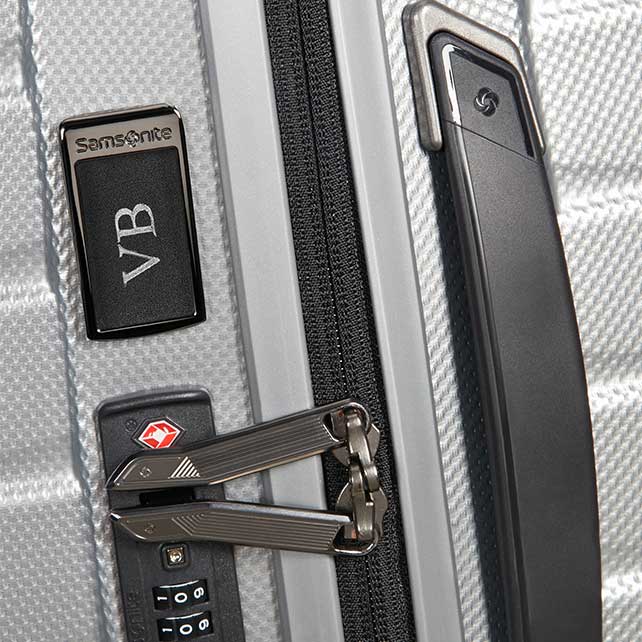 PROXIS™ กระเป๋าเดินทางขนาด 25 นิ้ว