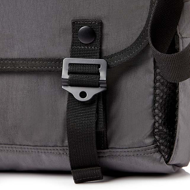 COSSBY กระเป๋าสะพาย MESSENGER ใส่แล็ปท็อป 14 นิ้ว