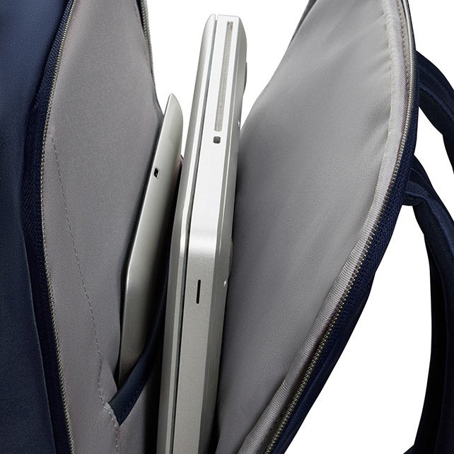 KARISSA EVO กระเป๋าเป้ใส่ Laptop 15.6 นิ้ว