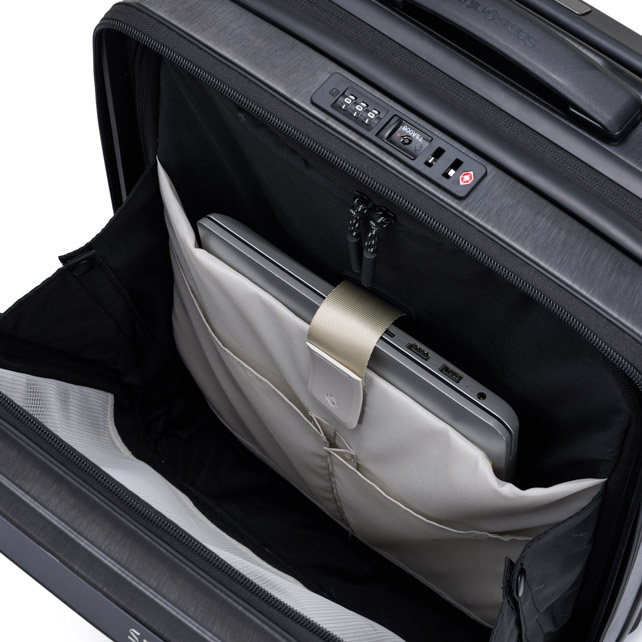 EVOA Z SPINNER 55/20 FRONT PKT LAPTOP 15.6 "