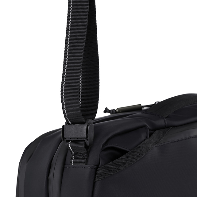 URBANIX กระเป๋าคาดอก