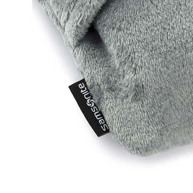 CONVER TRAV BLANKET/PILL.