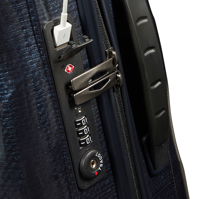 กระเป๋าเดินทางขนาด 20 นิ้ว