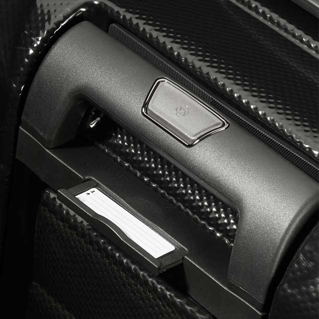 PROXIS™ กระเป๋าเดินทางขนาด 20 นิ้ว ขยายได้