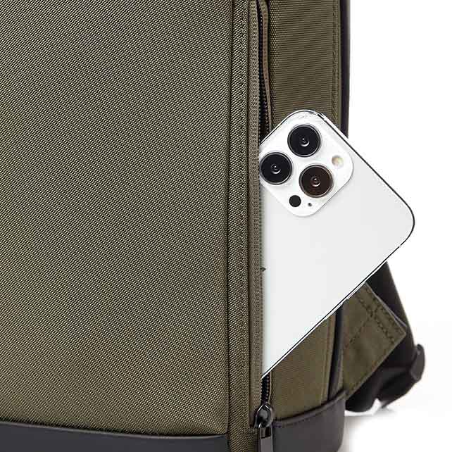 JERALD กระเป๋าเป้ใส่แล็ปท็อปขนาด 15.6 นิ้ว