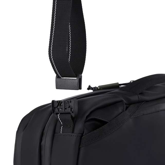 URBANIX กระเป๋าคาดอก